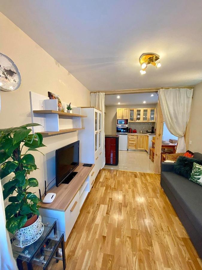 Valnu Ielas Apartments Cesis Exterior photo